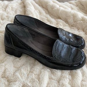 AEROSOLES Black Patent Loafers